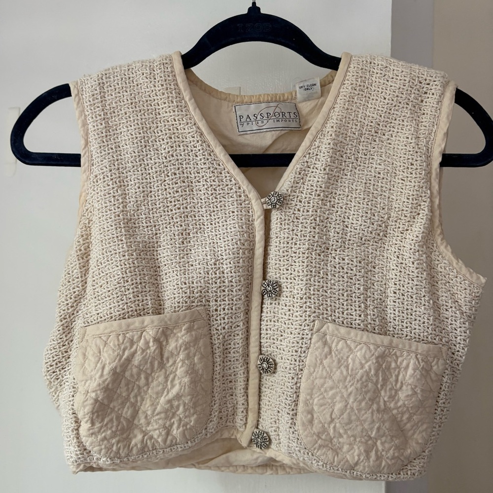 Passport Cream Textured Vest